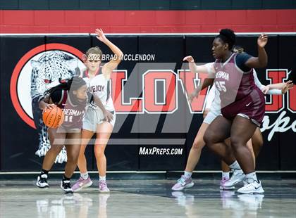 Thumbnail 2 in Sherman vs Lovejoy photogallery.
