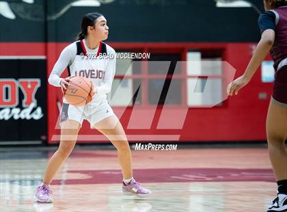 Thumbnail 3 in Sherman vs Lovejoy photogallery.
