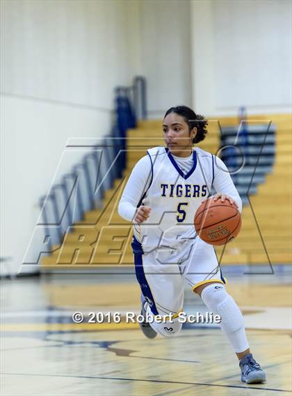 Thumbnail 1 in Inderkum vs. Ponderosa (Trojan Toss-Up) photogallery.