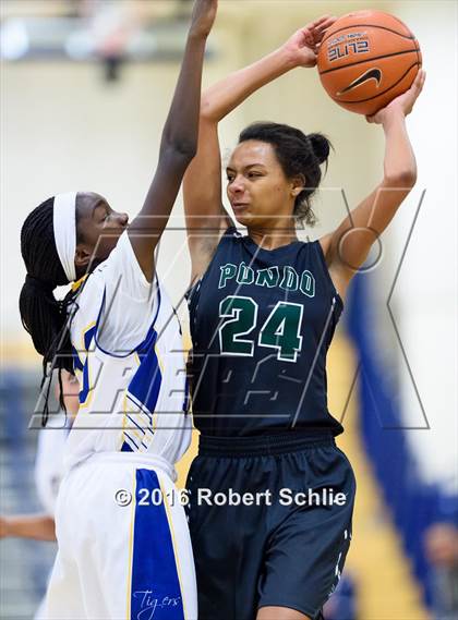 Thumbnail 3 in Inderkum vs. Ponderosa (Trojan Toss-Up) photogallery.