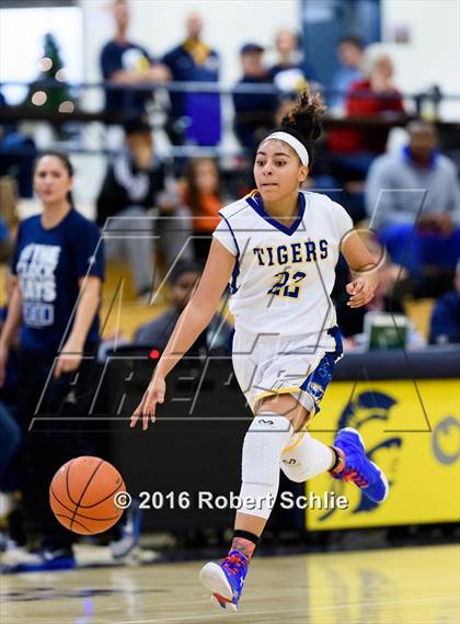 Thumbnail 1 in Inderkum vs. Ponderosa (Trojan Toss-Up) photogallery.