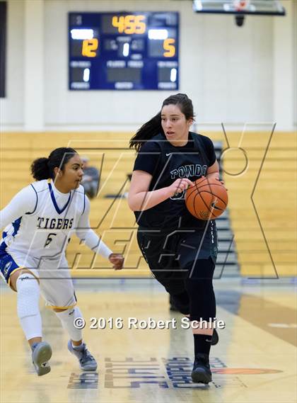 Thumbnail 2 in Inderkum vs. Ponderosa (Trojan Toss-Up) photogallery.