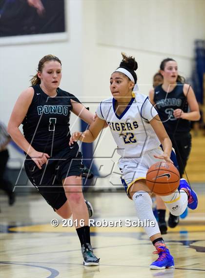 Thumbnail 1 in Inderkum vs. Ponderosa (Trojan Toss-Up) photogallery.