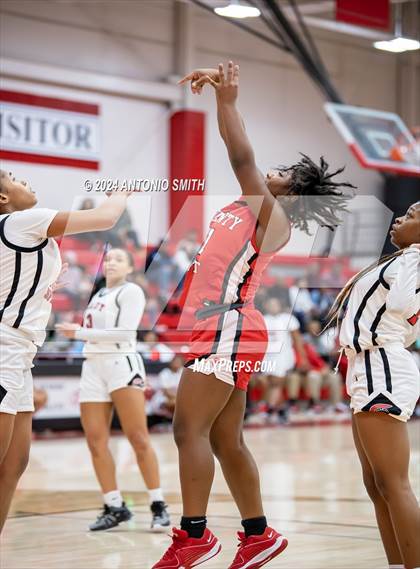 Thumbnail 1 in Seventy-First @ Southern Durham (NCHSAA 3A Round 2) photogallery.