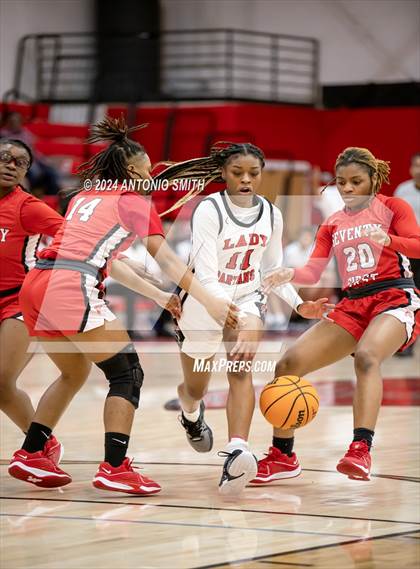 Thumbnail 1 in Seventy-First @ Southern Durham (NCHSAA 3A Round 2) photogallery.