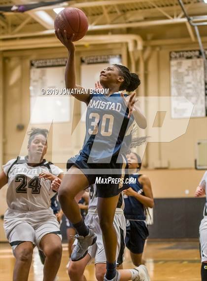 Thumbnail 2 in Amistad @ University/Classical Magnet photogallery.