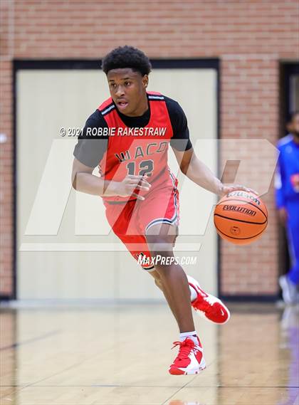 Thumbnail 3 in Forney vs Waco (Forney ISD Winter Classic) photogallery.