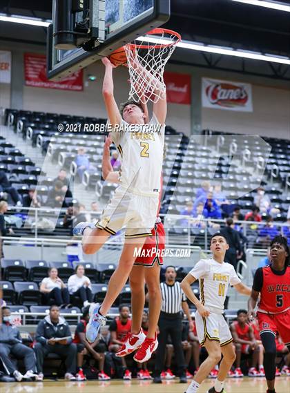 Thumbnail 1 in Forney vs Waco (Forney ISD Winter Classic) photogallery.