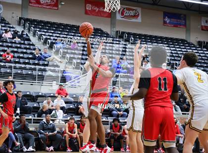 Thumbnail 2 in Forney vs Waco (Forney ISD Winter Classic) photogallery.