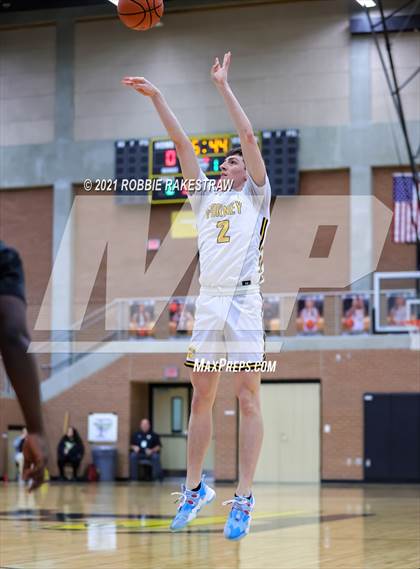 Thumbnail 3 in Forney vs Waco (Forney ISD Winter Classic) photogallery.