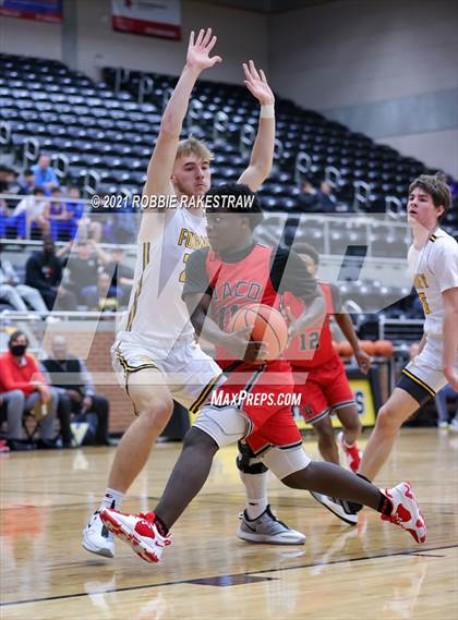 Thumbnail 1 in Forney vs Waco (Forney ISD Winter Classic) photogallery.