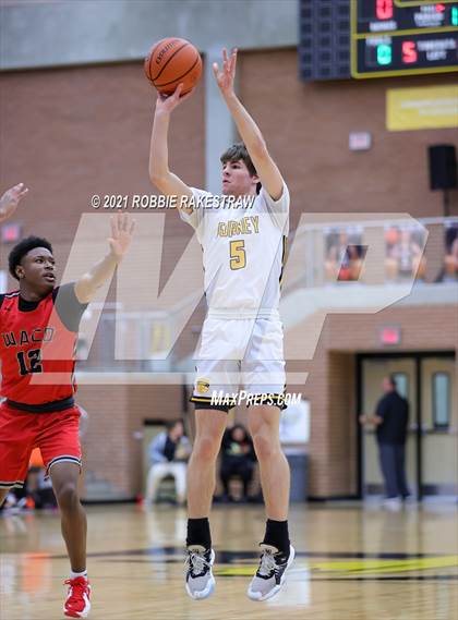 Thumbnail 3 in Forney vs Waco (Forney ISD Winter Classic) photogallery.