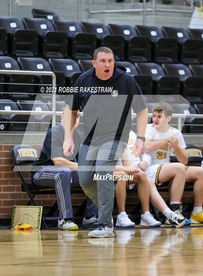 Thumbnail 2 in Forney vs Waco (Forney ISD Winter Classic) photogallery.
