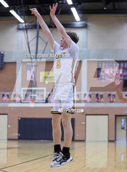 Thumbnail 3 in Forney vs Waco (Forney ISD Winter Classic) photogallery.