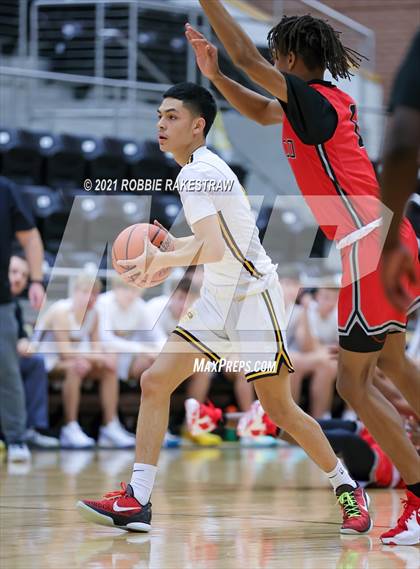 Thumbnail 2 in Forney vs Waco (Forney ISD Winter Classic) photogallery.