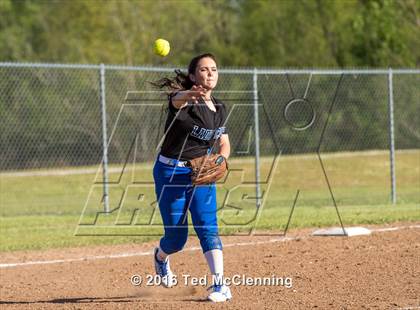 Thumbnail 2 in Hector @ Perryville photogallery.