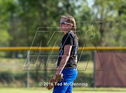 Thumbnail 3 in Hector @ Perryville photogallery.