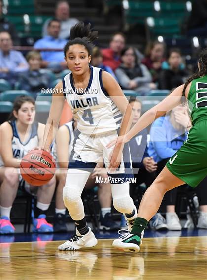 Thumbnail 1 in Valor Christian vs. Fossil Ridge (CHSAA 5A Great 8) photogallery.