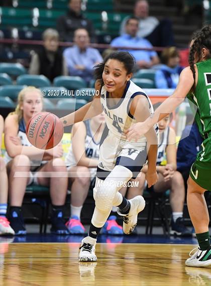 Thumbnail 3 in Valor Christian vs. Fossil Ridge (CHSAA 5A Great 8) photogallery.