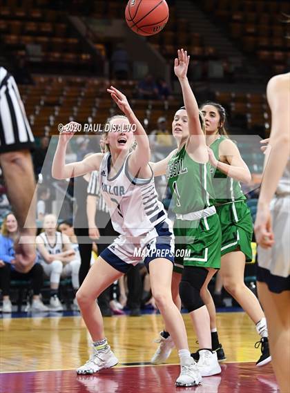 Thumbnail 3 in Valor Christian vs. Fossil Ridge (CHSAA 5A Great 8) photogallery.