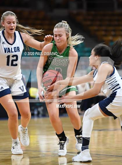 Thumbnail 1 in Valor Christian vs. Fossil Ridge (CHSAA 5A Great 8) photogallery.