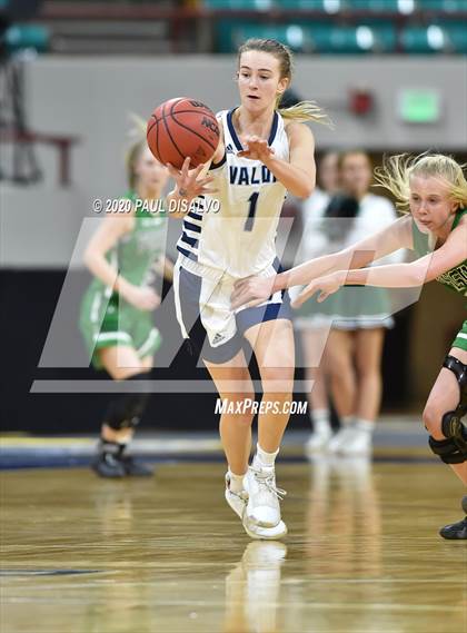 Thumbnail 1 in Valor Christian vs. Fossil Ridge (CHSAA 5A Great 8) photogallery.