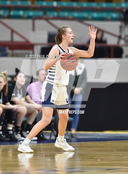 Thumbnail 3 in Valor Christian vs. Fossil Ridge (CHSAA 5A Great 8) photogallery.
