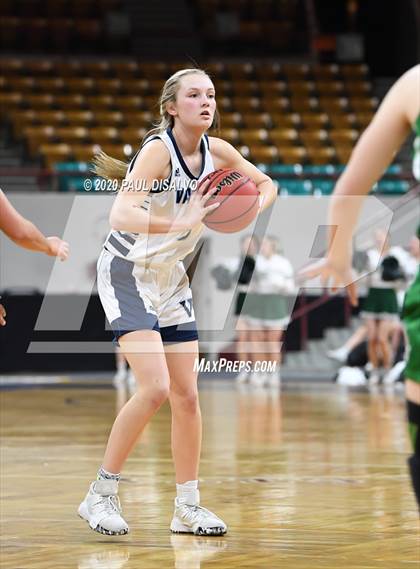 Thumbnail 3 in Valor Christian vs. Fossil Ridge (CHSAA 5A Great 8) photogallery.