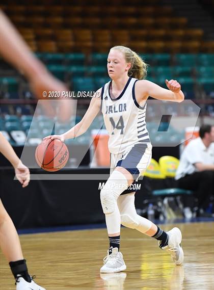 Thumbnail 3 in Valor Christian vs. Fossil Ridge (CHSAA 5A Great 8) photogallery.