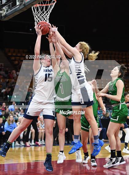 Thumbnail 1 in Valor Christian vs. Fossil Ridge (CHSAA 5A Great 8) photogallery.