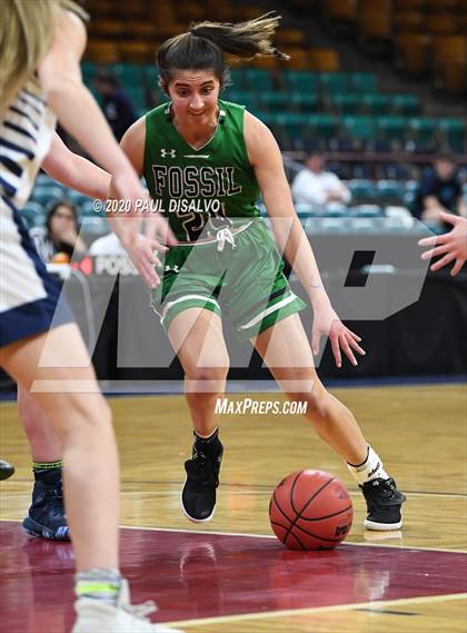 Thumbnail 2 in Valor Christian vs. Fossil Ridge (CHSAA 5A Great 8) photogallery.