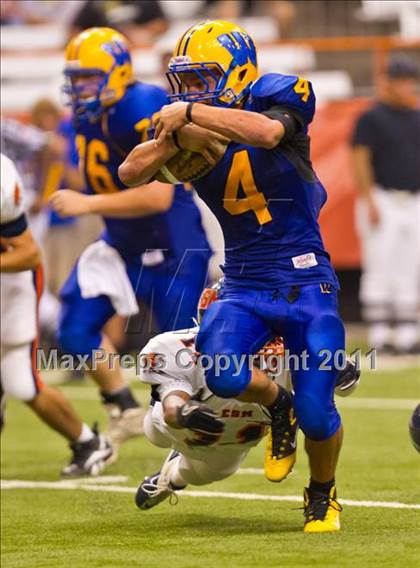 Thumbnail 3 in West Seneca West vs. East Syracuse-Minoa (Syracuse Kickoff Classic) photogallery.