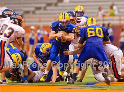 Thumbnail 2 in West Seneca West vs. East Syracuse-Minoa (Syracuse Kickoff Classic) photogallery.