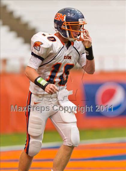 Thumbnail 1 in West Seneca West vs. East Syracuse-Minoa (Syracuse Kickoff Classic) photogallery.