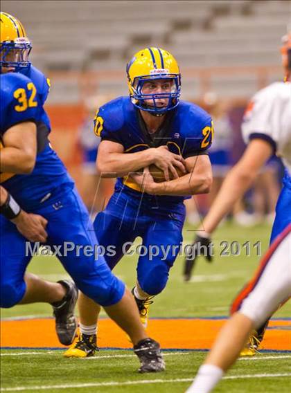 Thumbnail 3 in West Seneca West vs. East Syracuse-Minoa (Syracuse Kickoff Classic) photogallery.