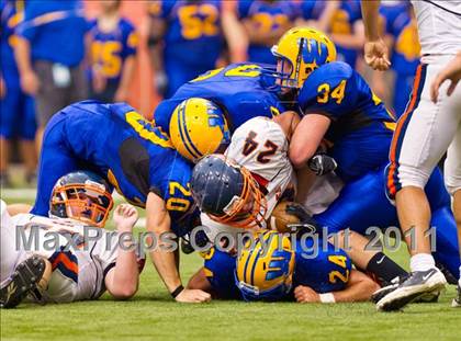 Thumbnail 1 in West Seneca West vs. East Syracuse-Minoa (Syracuse Kickoff Classic) photogallery.