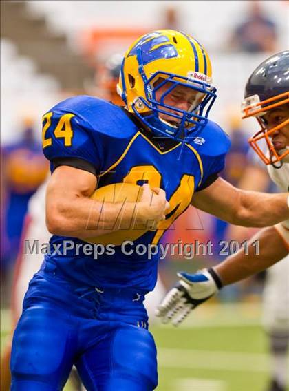 Thumbnail 1 in West Seneca West vs. East Syracuse-Minoa (Syracuse Kickoff Classic) photogallery.