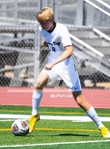 Thumbnail 2 in Phoenix Country Day vs. American Leadership Academy - Gilbert North (AIA 3A Final) photogallery.