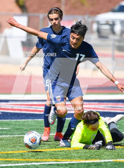 Thumbnail 1 in Phoenix Country Day vs. American Leadership Academy - Gilbert North (AIA 3A Final) photogallery.