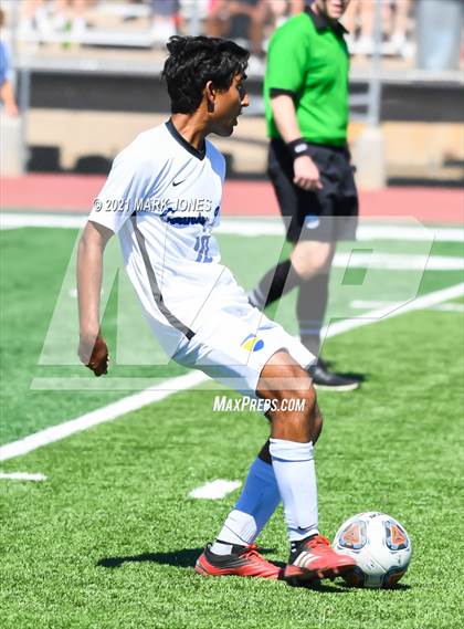 Thumbnail 2 in Phoenix Country Day vs. American Leadership Academy - Gilbert North (AIA 3A Final) photogallery.