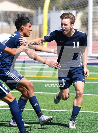 Thumbnail 3 in Phoenix Country Day vs. American Leadership Academy - Gilbert North (AIA 3A Final) photogallery.