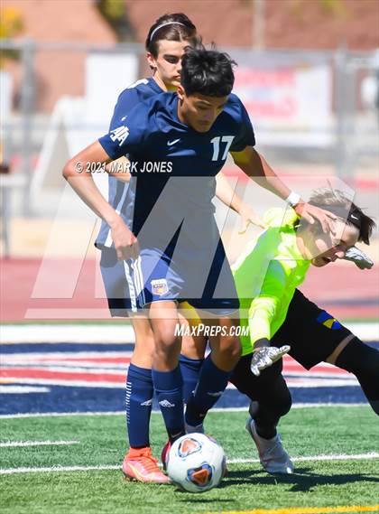 Thumbnail 2 in Phoenix Country Day vs. American Leadership Academy - Gilbert North (AIA 3A Final) photogallery.