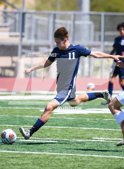 Thumbnail 2 in Phoenix Country Day vs. American Leadership Academy - Gilbert North (AIA 3A Final) photogallery.
