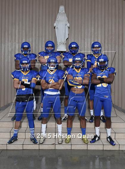 Thumbnail 1 in Bishop Amat (2015 Preseason Top 25 Photo Shoot) photogallery.