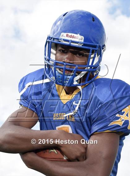 Thumbnail 2 in Bishop Amat (2015 Preseason Top 25 Photo Shoot) photogallery.