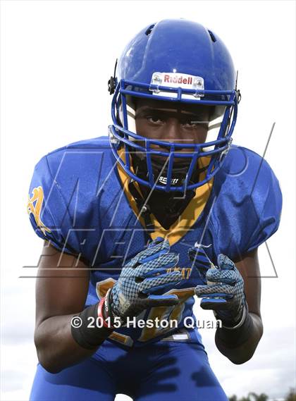 Thumbnail 3 in Bishop Amat (2015 Preseason Top 25 Photo Shoot) photogallery.