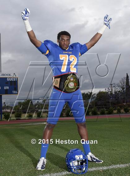 Thumbnail 2 in Bishop Amat (2015 Preseason Top 25 Photo Shoot) photogallery.