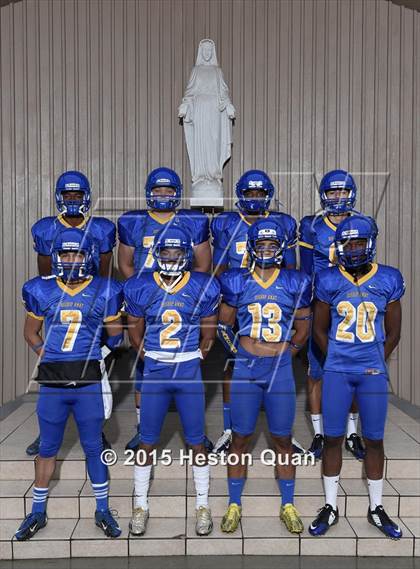 Thumbnail 2 in Bishop Amat (2015 Preseason Top 25 Photo Shoot) photogallery.