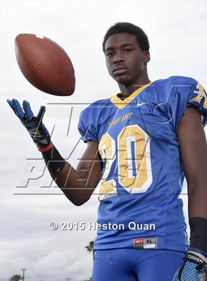 Thumbnail 1 in Bishop Amat (2015 Preseason Top 25 Photo Shoot) photogallery.