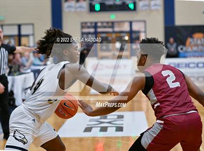Thumbnail 3 in Sidwell Friends vs Calvary Christian (State Champions Invitational) photogallery.